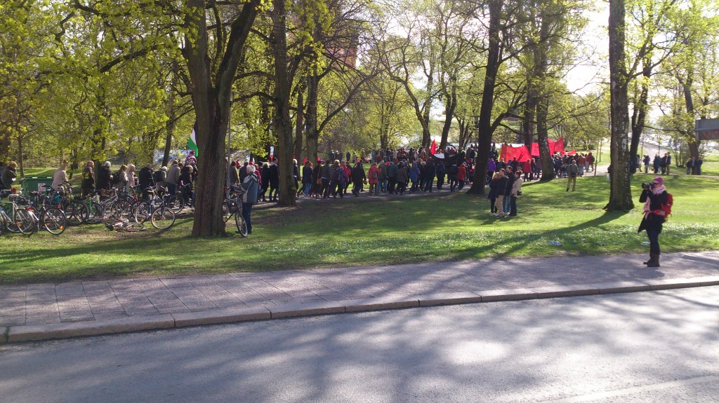 Vänsterpartiet uppför Slottsbacken